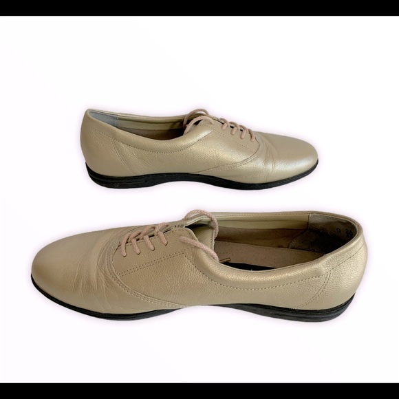 Easy Spirit Motion Lace Up Sneakers Sz 9A - Picture 4 of 9